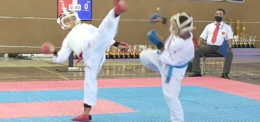 Saat lara karateka berlaga di kejuaraan 234 SC 2021 di GOR Sasana Adikarsa Brebes /Arah Pantura